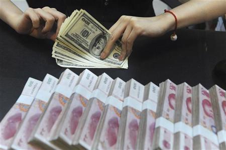 شركات الصرافة تتحمل قيمة الدعم لموظفيها