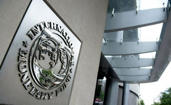 المالية ترد على استفسارات النقد الدولي