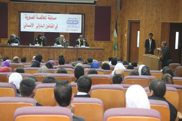 الأردنية تفوز بالمركز الأول في مسابقة المحاكمة الصورية