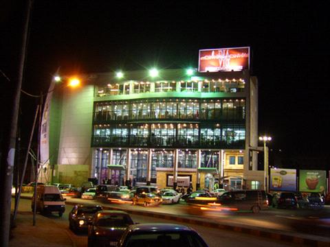 إجراءات رقابية مشددة لتوفير الطاقة الكهربائية بعمان