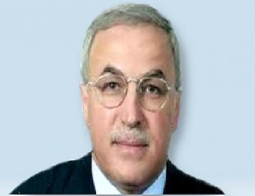 السماح لمندوبي القوائم دخول ومراقبة مراكز الإقتراع والفرز 