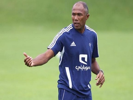 بوردو يرغب في التعاقد مع مدرب الهلال السعودي 