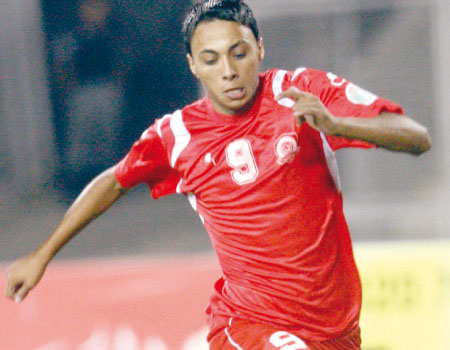  الجوهري يتسلم جائزة افضل لاعب