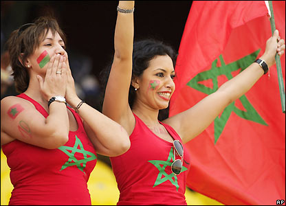 أسود الأطلسي تتسلح بالحذر وتتربص بفهود أنجولا 