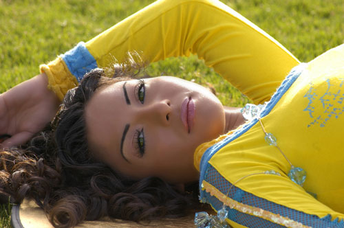 دوللي شاهين تستعد لـ تتح  ..  صور