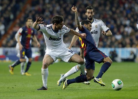 قمة ريال وبرشلونة تنتهي بالتعادل - صور