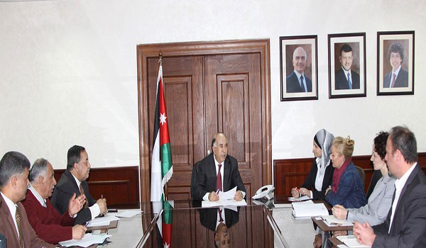 وريكات: أعداد اللاجئين السوريين تشكل عبئا على الاردن
