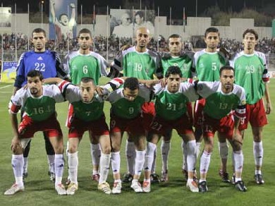اتحاد الكرة يوقف 4 لاعبين من الوحدات على خلفية احداث الشغب
