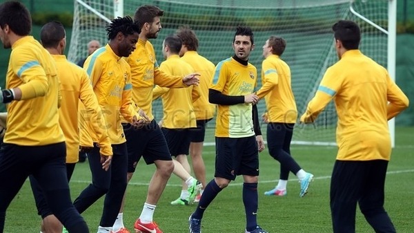 برشلونة  ..  حتى في يوم الإجازة يتدربون