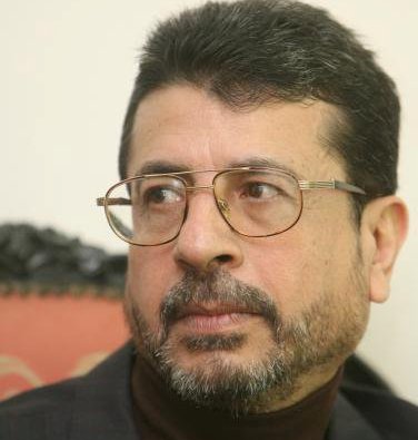 وزير الثقافة يطمئن على صحة الفنانين هشام يانس وربيع شهاب 