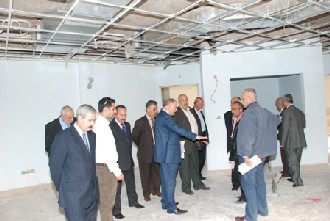 رئيس جامعة اليرموك يتفقد مشروع مبنى كليتي الإعلام والاقتصاد
