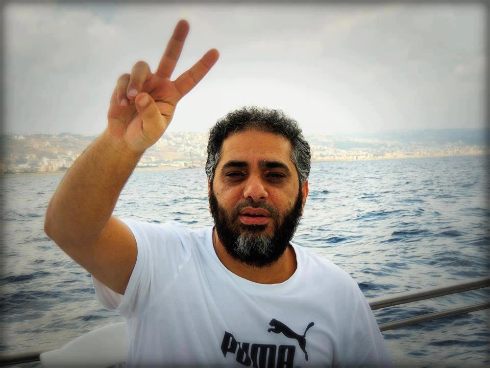 فيديو .. فضل شاكر يرفع الآذان فى مسجد بلال بن رباح