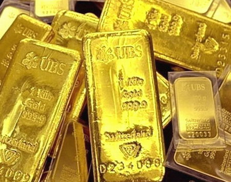 الذهب يواصل تراجعه الحاد