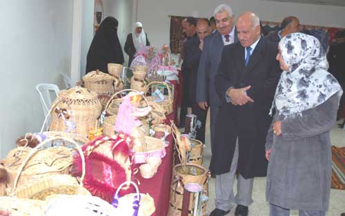 بازار لمنتجات سيدات المحافظة في الطفيلة التقنية