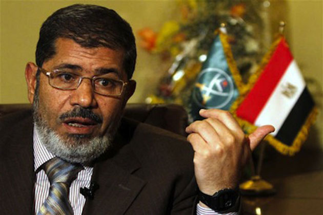 مفكرون مصريون يتوقعون سقوط الإخوان قريبا