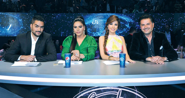 راغب يوجع رأس أحلام ..  ونانسي دايبة وزعلانة!