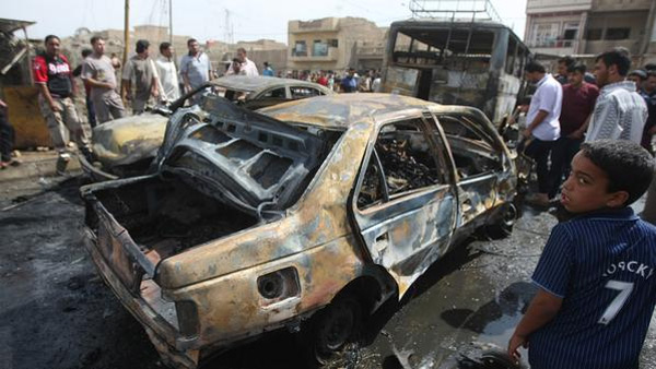 11 قتيلا بإنفجار 3 سيارات مفخخة بالعراق