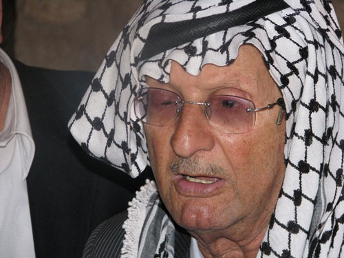 نفي وفاة الفنان الفلسطيني ابوعرب