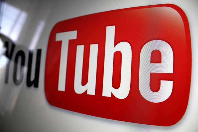100 ساعة من الفيديو يتم رفعها إلى يوتيوب كل دقيقة