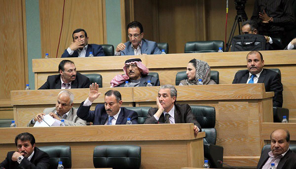 النواب يقر قانون المالكين والمستأجرين
