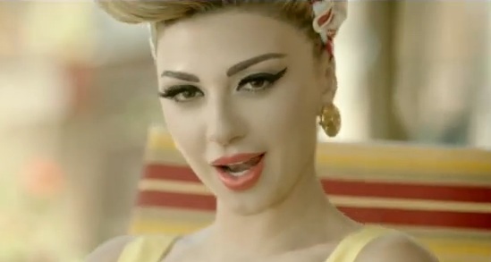 ميريام فارس  ..  ملكة المسرح والـ فيسبوك - فيديو