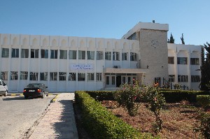 مجمع اللغة العربية يعتز بحفاظ الجامعة الأردنية على اللغة العربية