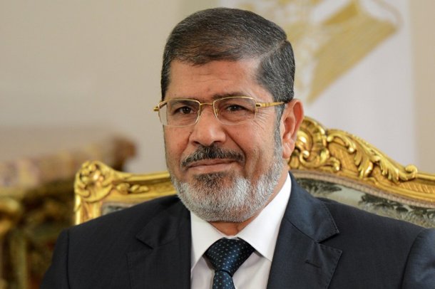 مرسي يعيّن 17 محافظا  ..  7 منهم من الأخوان