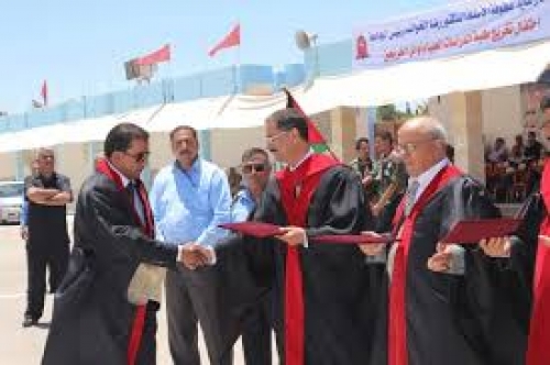 مؤتة تخرج طلبة الدراسات العليا وتكرم المتفوقين علميا
