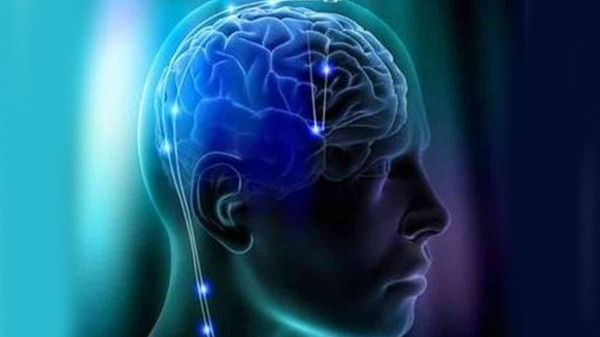 صدمة كهربائية للدماغ تجعلنا نرى الناس أكثر جمالا 