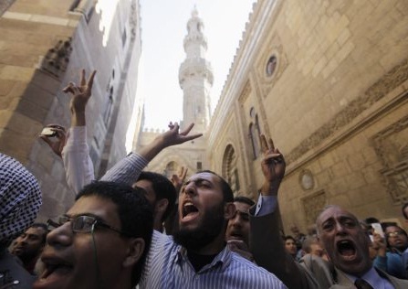 أنصار مرسي يحشدون لمليونية الشرعية خط أحمر