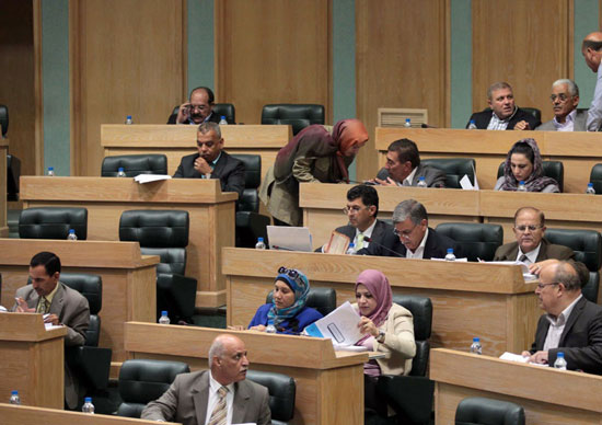 النواب يواصل مناقشة قانون الضمان الاجتماعي