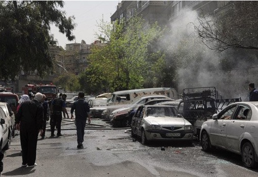 انفجار عبوة لاصقة بسيارة معاون وزير سوري