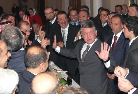 الملك يقيم افطارا رمضانيا للنواب الخميس