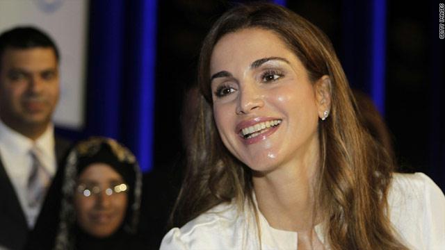 ابتسامة الملكة رانيا  ..  الأفضل بين المشاهير - صور