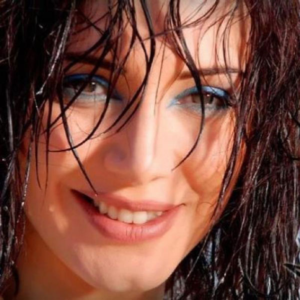 اختطاف سلاف فواخرجي للمرة  ..  المئة!