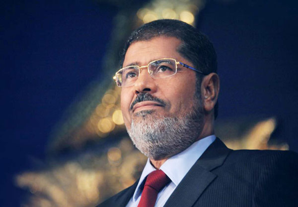 صفقة سرية لإعلان استقالة مرسي ونفيه خارج مصر