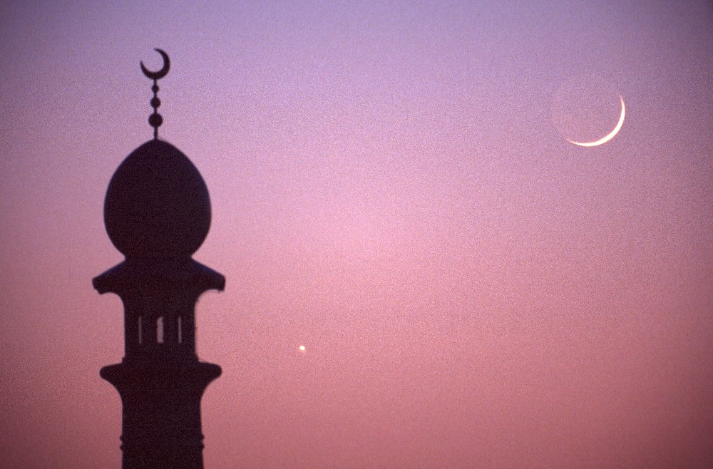 العيد قد  يكون الاربعاء ورمضان 28 يوما  !