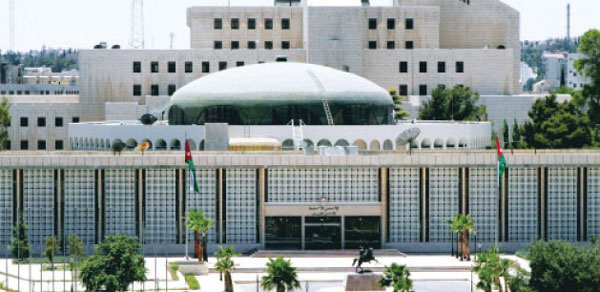 استثنائية لمجلس الأمة مطلع ايلول القادم