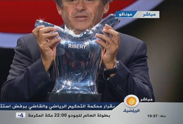 ريبري يهزم ميسي ورونالدو ويعتلي عرش أوروبا  ..  فيديو