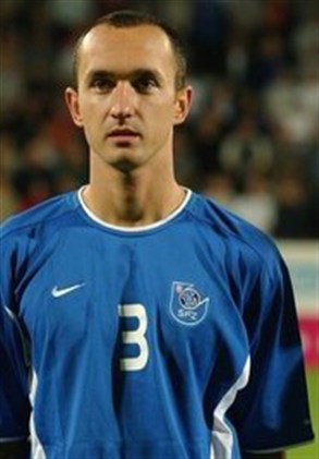 انتحار لاعب كرة قدم سلوفاكي