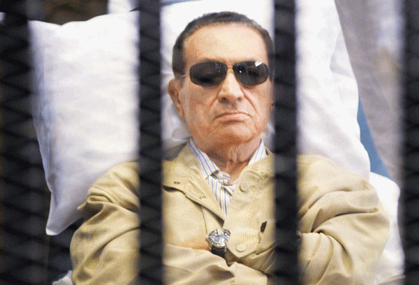 مبارك: القذافي أرسل شخصاً لاغتيال الملك عبد الله