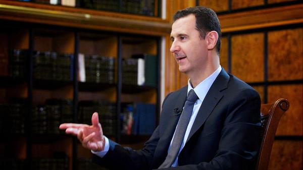 بالفيديو .. الأسد تفادى ضربة أوباما بلعبة علاقات عامة