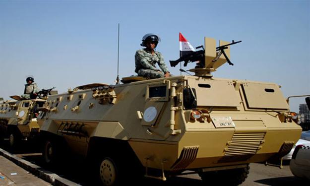 الجيش المصري يشن هجوما بالطائرات قرب القاهرة