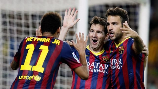 بالفيديو .. برشلونة يحقق فوزا عريضا على أياكس