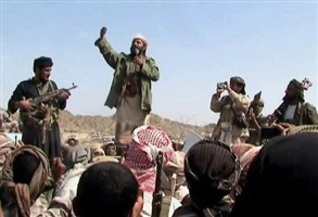 مقتل 56 شرطيا من الجيش اليمني في هجمات للقاعدة