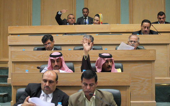 النواب يصر على الغاء مؤسسات ودوائر حكومية