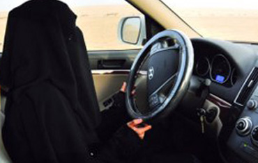 حملة نسائية سعودية للسماح بقيادة السيارة