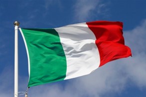 مسؤول إيطالي: وزراء حزب برلسكوني يستقيلون من الحكومة