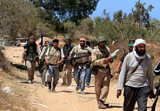 10 الاف مقاتل ليبي يخططون لاجتياح جنوب تونس