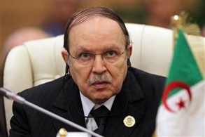 بوتفليقة يرأس أول اجتماع للوزراء منذ 10 أشهر